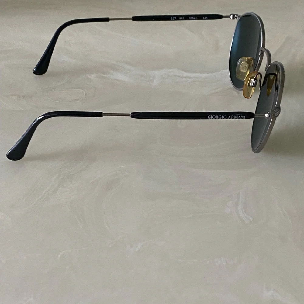 Vintage Giorgio Armani Round Sunglasses. Circa 1987. - Picture 3 of 4